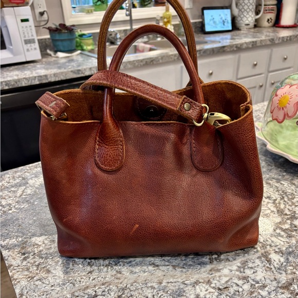 Portland Leather Limited Edition Embroidered Large Floral Raindrop Crossbody. - Picture 2 of 5